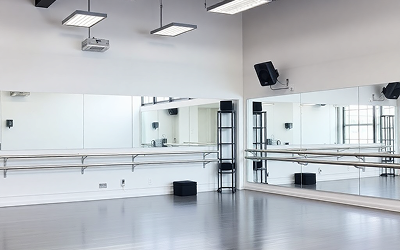 5 Essential Warm-up Moves Every Dancer Should Know